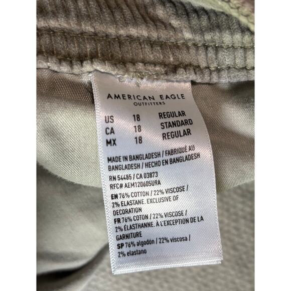 American Eagle Extra Wide Leg Barrel Flare Corduroy Jeans Women's Size 18 - Picture 4 of 11